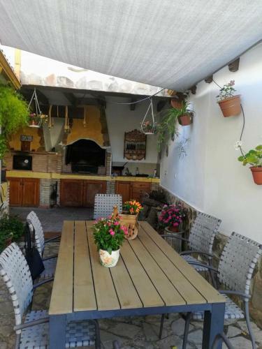 Casa Rural La Piedra Del Cambr�n