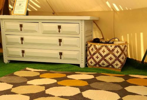 Back To Nature. Luxury Glamping Corner