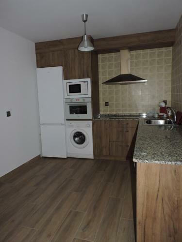 El Tranco Apartamentos