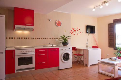 Apartamentos La Fragua, Medio