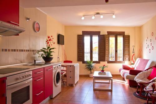 Apartamentos La Fragua, Medio