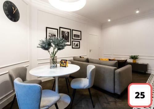 Sienna 41 Boutique Warsaw Apartments