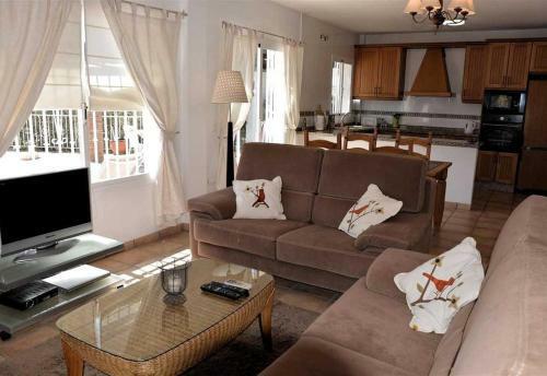 Villa Rosana Lake Vinuela