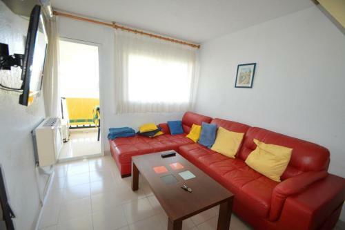 Apartamento Con Terraza Privada Y Piscinas