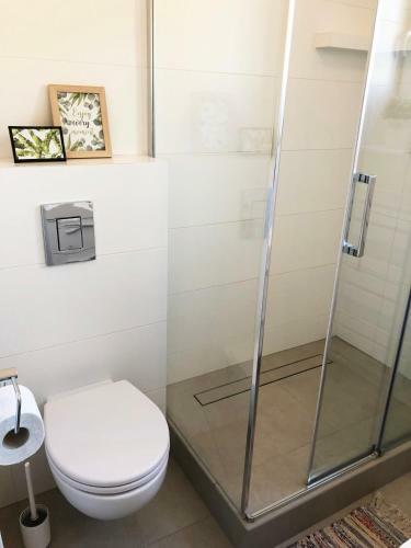 Apartamento Niepodgleglosci 245- 2br By Homeprime