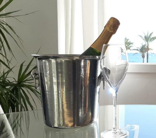 Apartamento Cor De Vinar�s