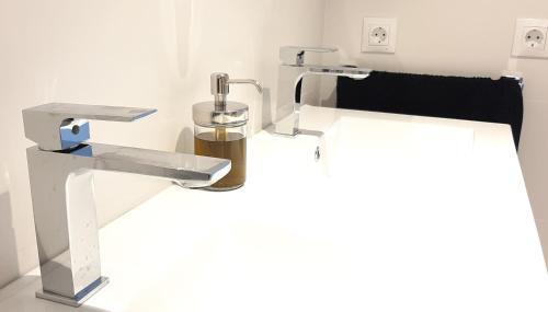 Apartamento Cor De Vinar�s