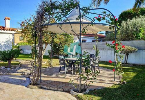 Villa With Private Pool With Wi-fi