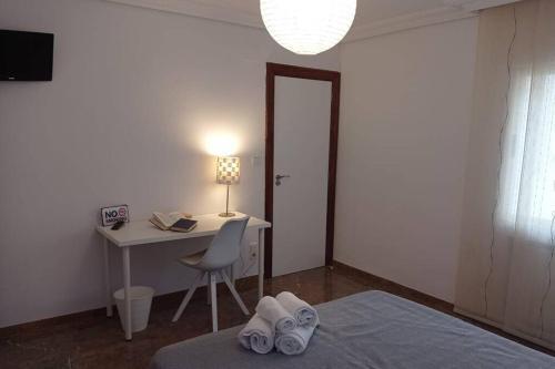 Apartamento Piso C�ntrico 5 Hab (204 M�) A 300 Mts Mar
