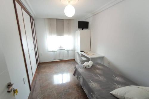 Apartamento Piso C�ntrico 5 Hab (204 M�) A 300 Mts Mar
