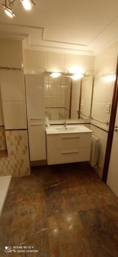 Apartamento Piso C�ntrico 5 Hab (204 M�) A 300 Mts Mar