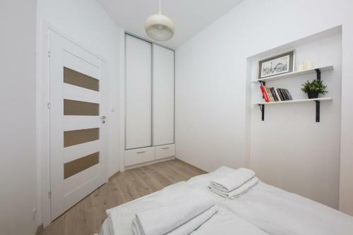 Apartamento Shortstaypoland ?rodkowa