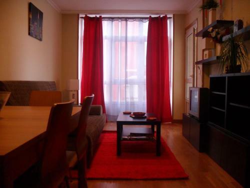 Apartamento En 1� L�nea de La Playa de Covas - Viveiro (Lugo)