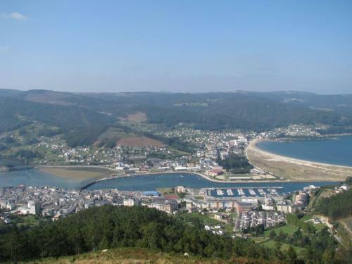Apartamento En 1� L�nea de La Playa de Covas - Viveiro (Lugo)