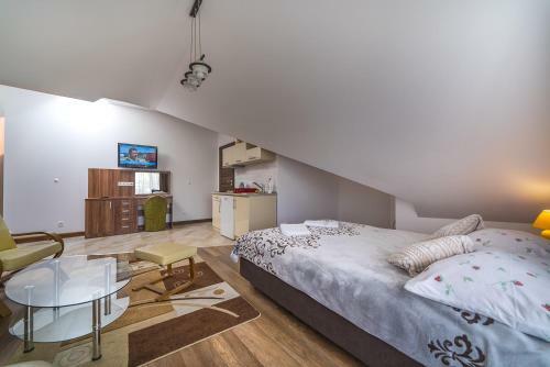 Pokoje I Apartamenty Poducha