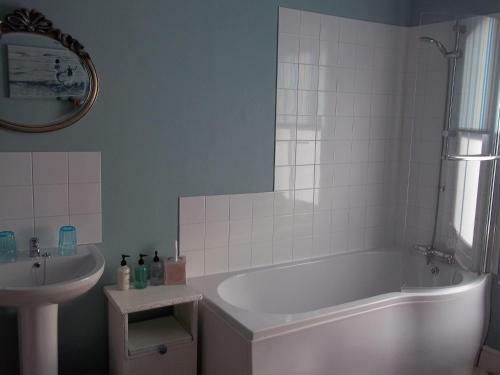 Hostal Wellington House B&B