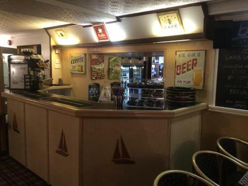 Boathouse Hotel