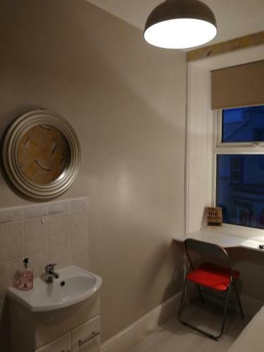 Hostal Wavecrest