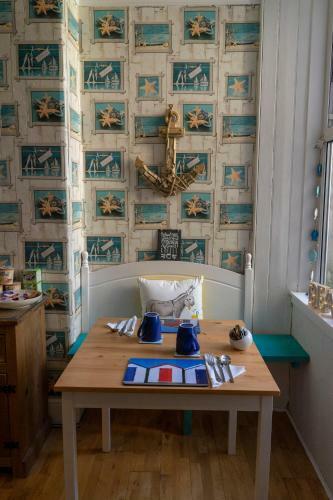 Hostal Wavecrest