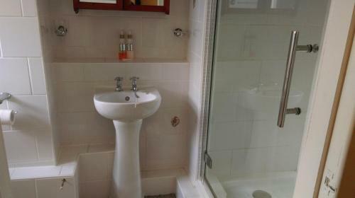 Apartamentos Holyhead Lodge