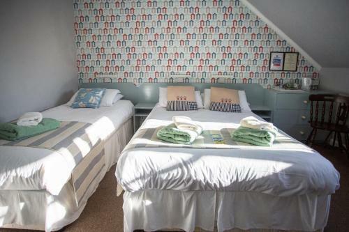 Hostal Sandcliff Guest House