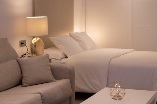 Apartamentos Palacio De Yolanda