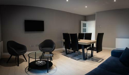 Apartamentos Palacio De Yolanda