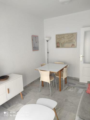 Apartamentos Zahara Centro