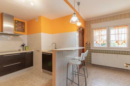 Apartamento Bakio Beach XV Parking And Pool By Aston Rentals