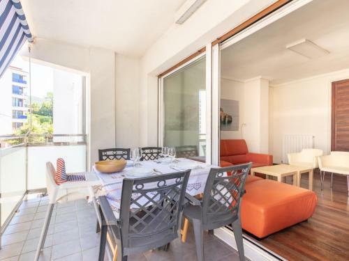 Beach XII Apartment By Aston Rentals