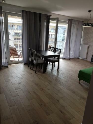 Apartamento Oisin Wroc?aw