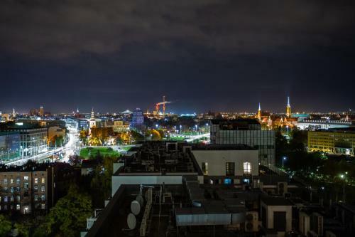 Glamour Apartment City View