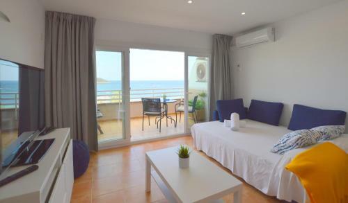 Seafront Apartment In Magaluf