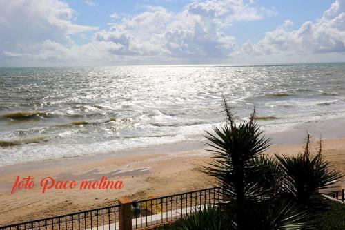 Apartamento A La Orilla Del Mar