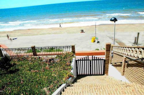 Apartamento A La Orilla Del Mar