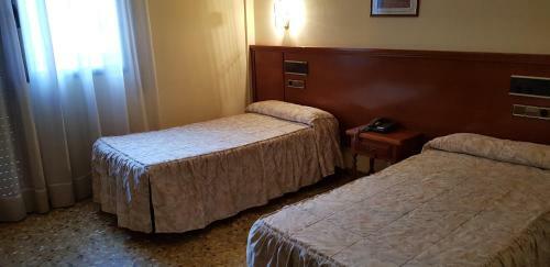 Hotel Reina Isabel