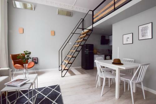Premier Apartment Center - 5 Minutes Walk To Rynek
