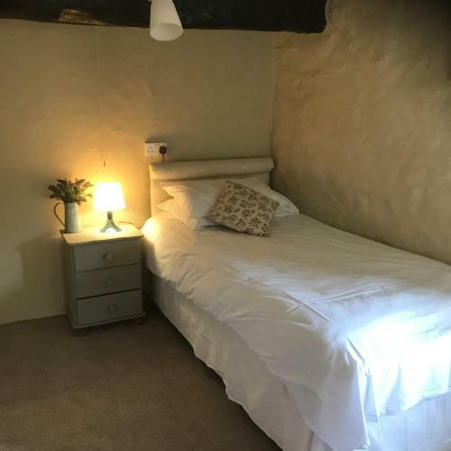 Bwythynod Helmau Cottages