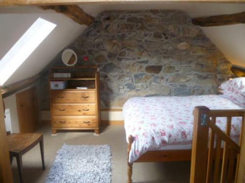 Bwythynod Helmau Cottages