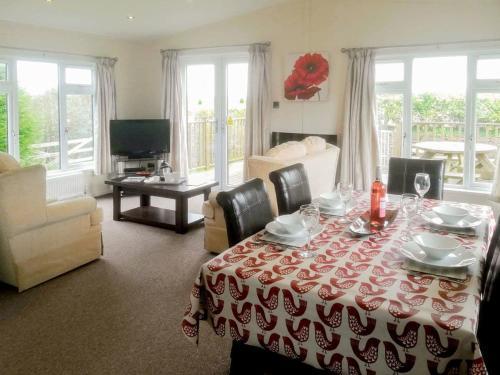 Apple Blossom Lodge