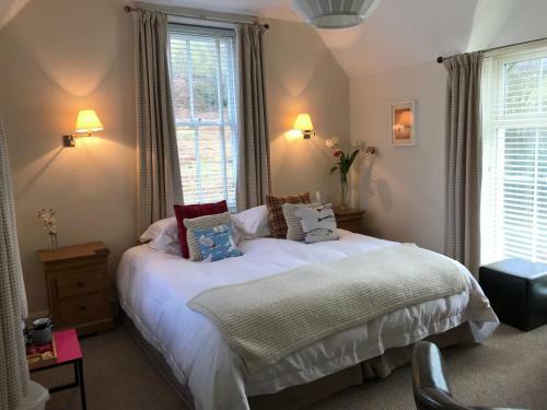 Gwernan Hotel
