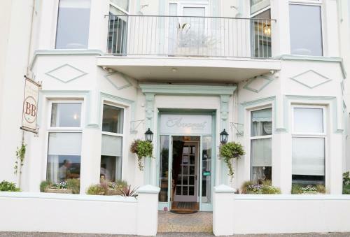 Avarest House Bed And Breakfast