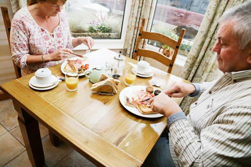 Avarest House Bed And Breakfast