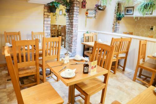 Avarest House Bed And Breakfast
