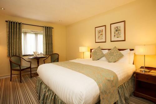 Best Western Plus Grim's Dyke Hotel