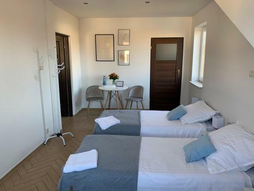Hostal Sleeply Pensjonat Z?otniki