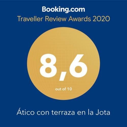 Apartamento �tico Con Terraza En La Jota