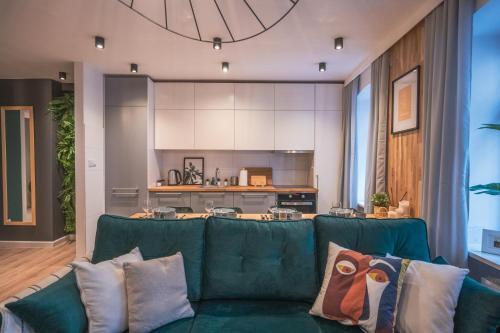 Spacious Apart ~ 150m Main Square ~ Self Check-in 24h