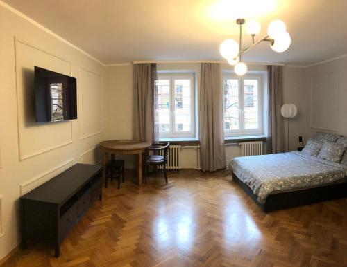 Apartment Central ? 1