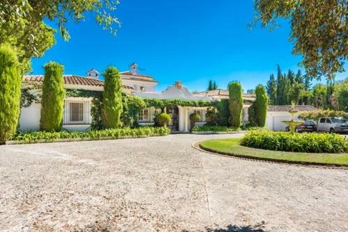 Bed & Breakfast Villa Safira, Sotogrande, Spain - Adults Only